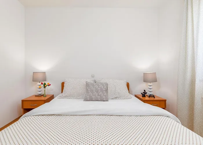 Apartments Labinac